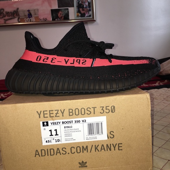 Adidas Yeezy Boost 350 v2 Red Stripe - Picture 2 of 6